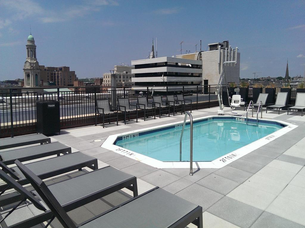 Global Luxury Suites At Thomas Circle Washington Exterior photo
