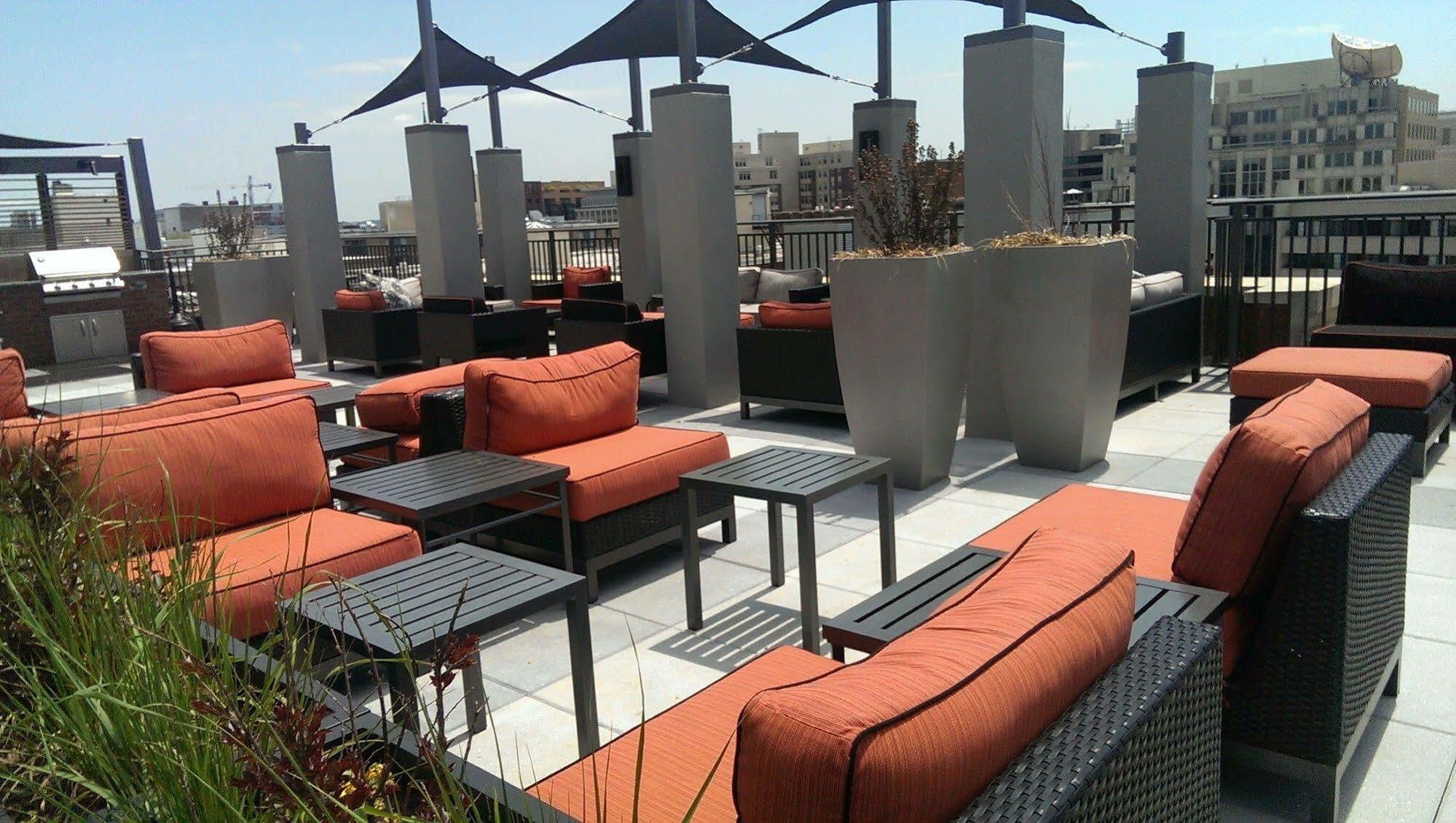 Global Luxury Suites At Thomas Circle Washington Exterior photo